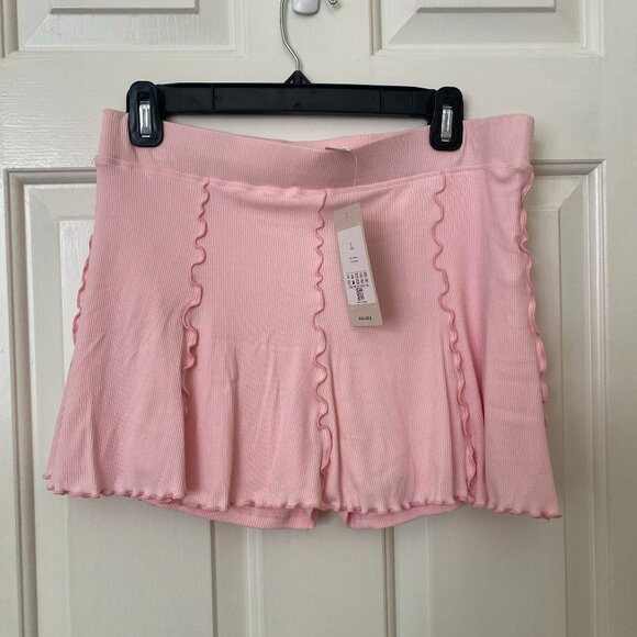 NWT Halara Scalloped Edge Skort_Size Large - Picture 1 of 4